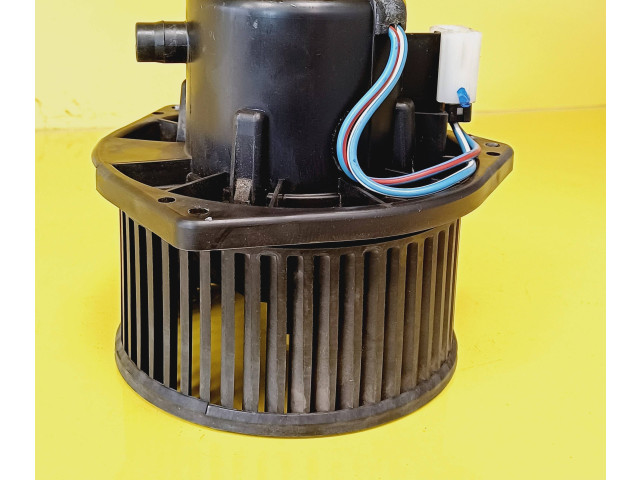 Вентилятор печки Nissan Vanette