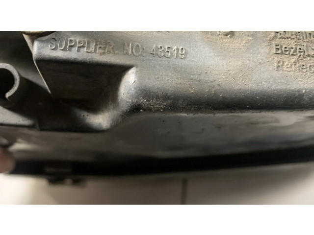 Передняя фара