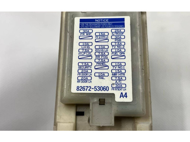 Pojistková skříňka 8267253060 Lexus 200-300 2005