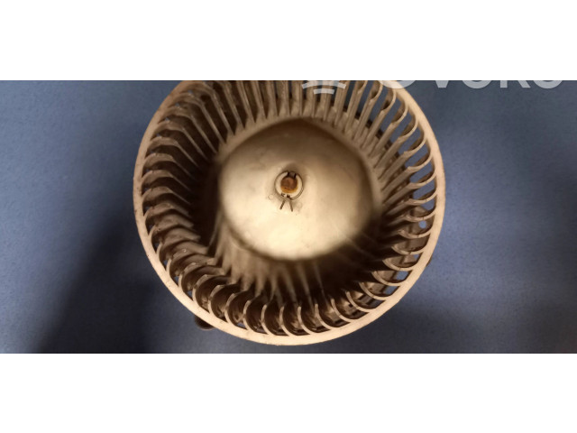 Вентилятор печки 8940000 Mazda 626