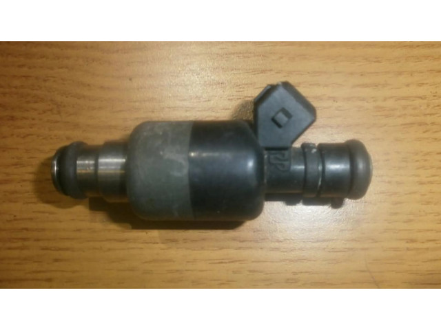 Форсунка 17089276 Opel Tigra A для бензинового двигателя 1.6