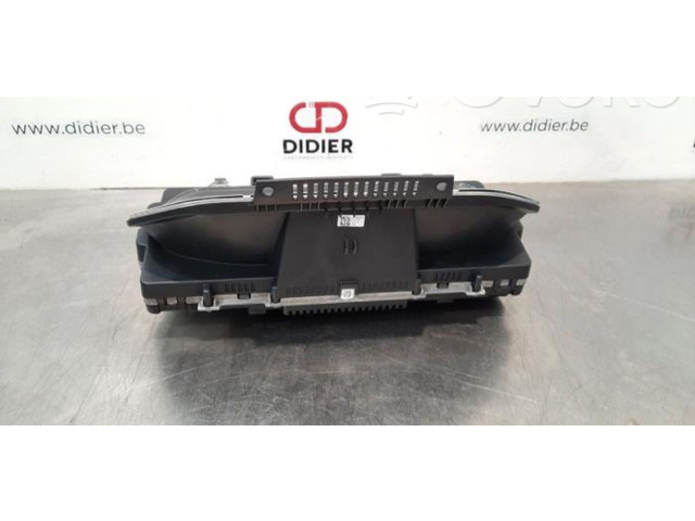 Přístrojová deska Volvo V60 2018 36011574