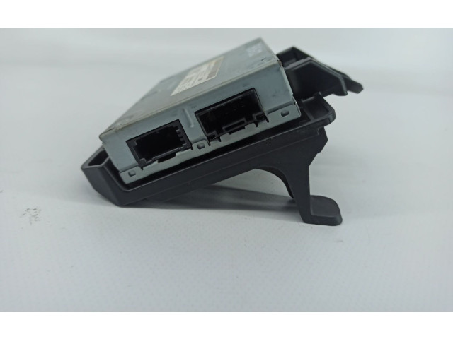 Моторчик заднего дворника 9011EI095067414, A2048708626    Mercedes-Benz E W212