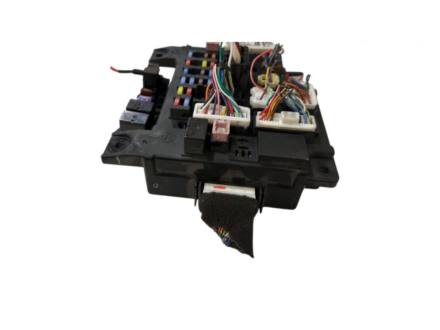 Блок предохранителей 8637A320, L8637002A Mitsubishi Outlander