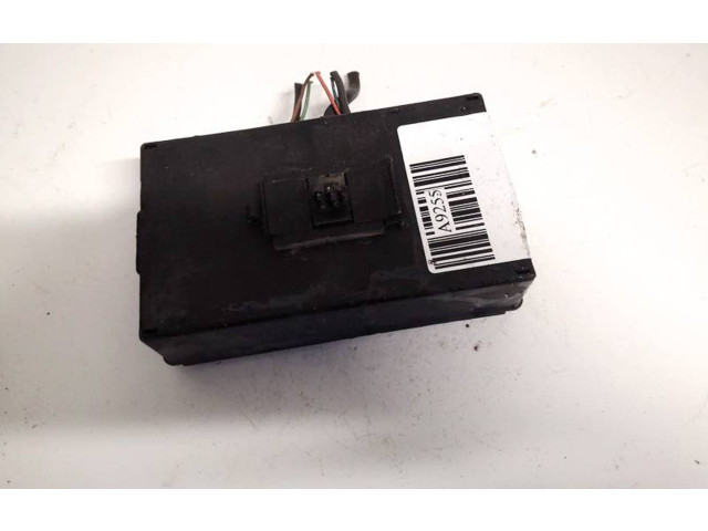 Pojistková skříňka Citroen Berlingo 2007