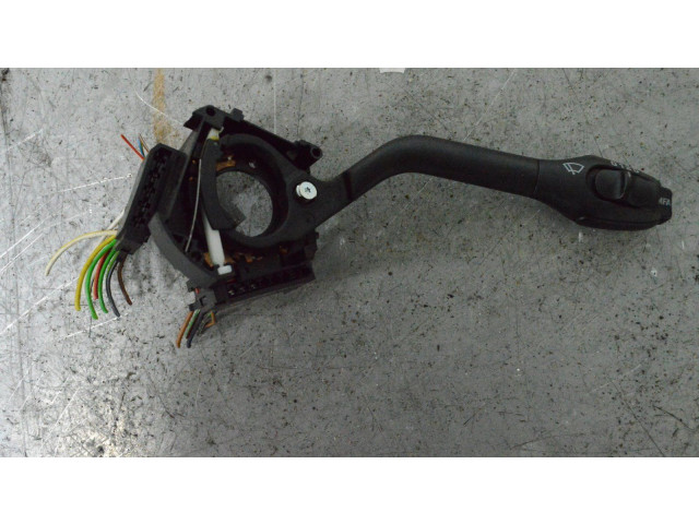 Ручка стеклоочистителей Volkswagen Golf III