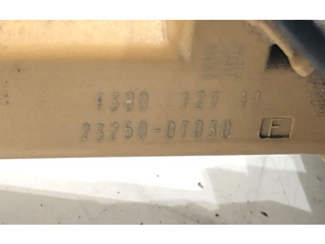 Vstřikovací lišta 23250-0T030 Toyota Auris 150