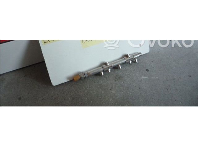 Топливная рампа 04C133320C, 04C133320C   Audi A1  