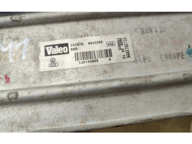 Интеркулер 1J0145803 Audi A3 S3 8L