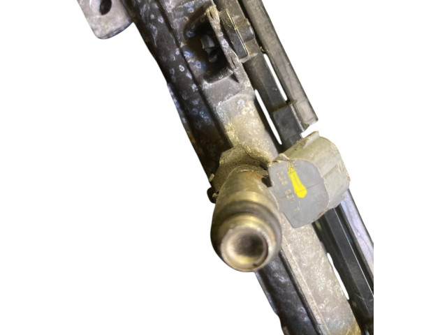 Топливная рампа 036971824A, 036133319AL Audi A2