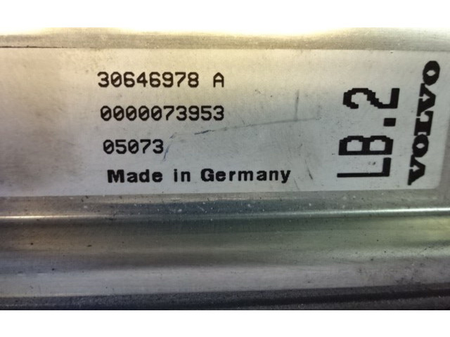 Блок управления впрыском 30646978A, 0281011441   Volvo V70