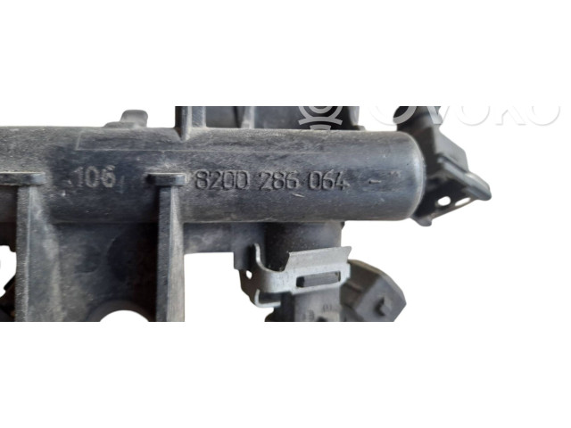 Vstřikovací lišta 8200286064   Renault Clio IV     
