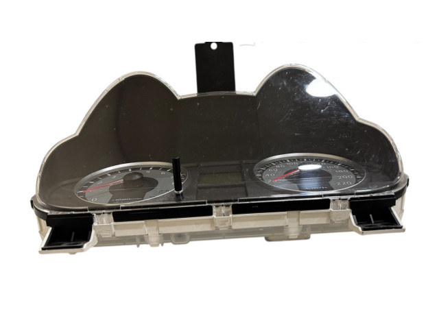 Панель приборов 8100B542J, 0T26721 Mitsubishi Colt