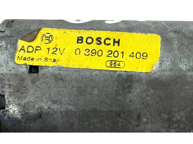 Моторчик заднего дворника 0390201409    Volvo V70