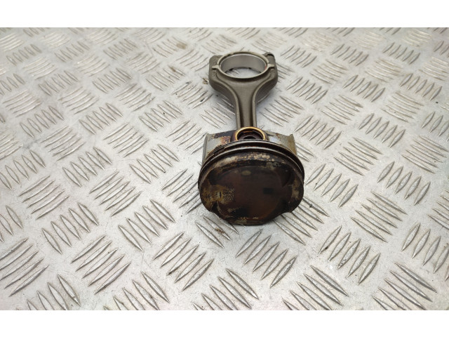 Píst 04EAM, DPC   Seat Ateca    dpc 