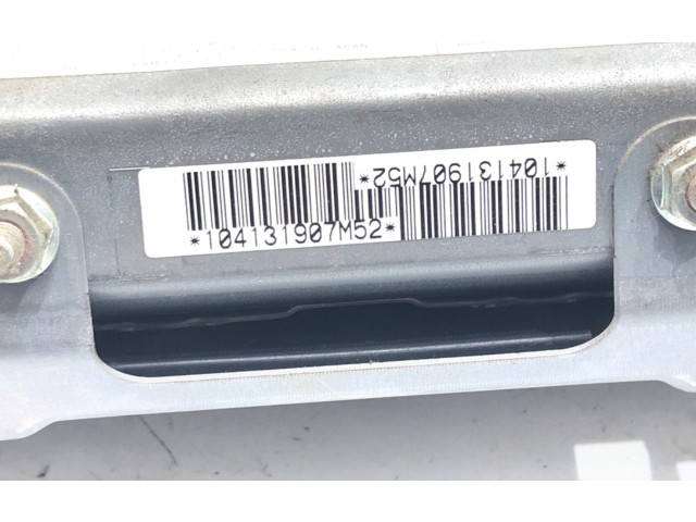 Подушка безопасности для колен Mitsubishi Lancer VIII