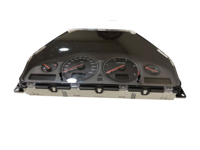 Панель приборов 9499671, 0173296   Volvo V70       