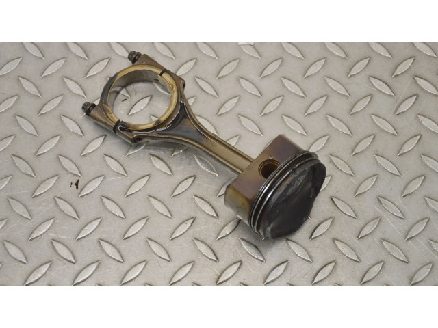 Поршень AUK 06EA Audi A6 S6 C6 4F