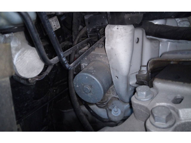 Jednotka ABS    Volkswagen Tiguan 2015