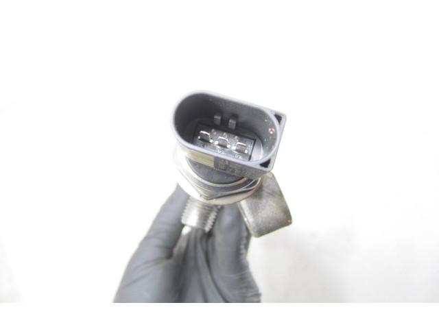 Топливная рампа 04L130764C, 04686   Volkswagen PASSAT B8   для двигателя CRLB