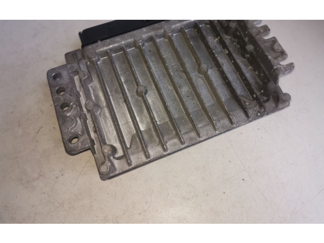 Блок управления двигателя 8200059086, 8200044437 Renault Scenic I