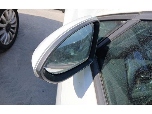 Зеркало электрическое Volkswagen Golf VII 2013 - 2019 года