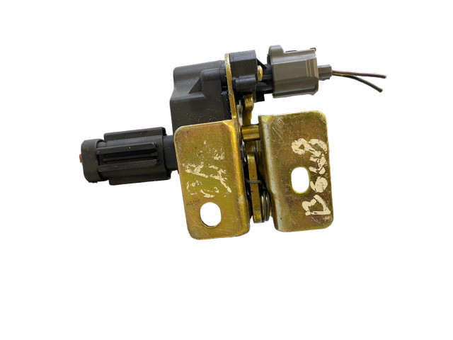 Замок задней крышки