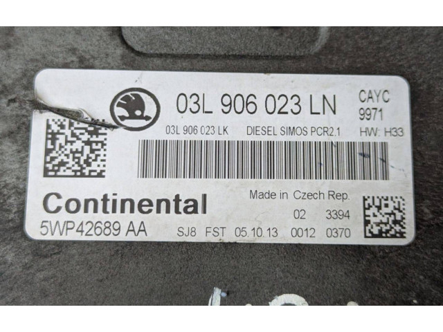 Комплект блоков управления 5WP42689AA, 03L906023LN Skoda Rapid (NH)