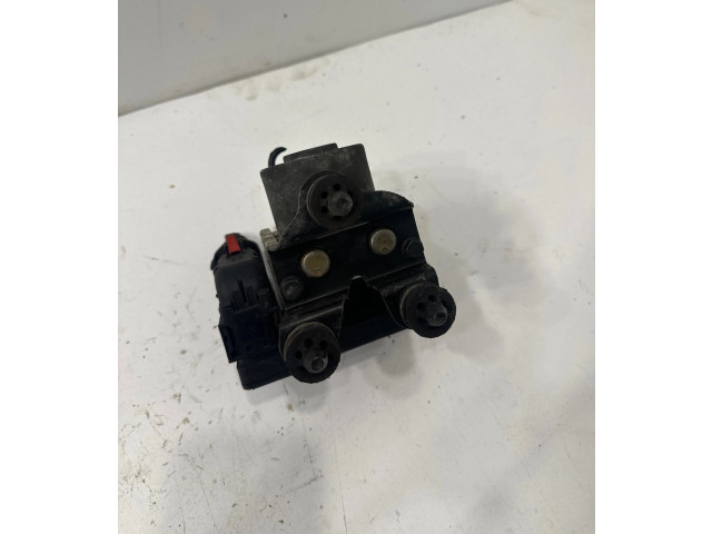 Блок АБС 1K0907379N, 00005793   Volkswagen  Caddy  2004 - 2010 года