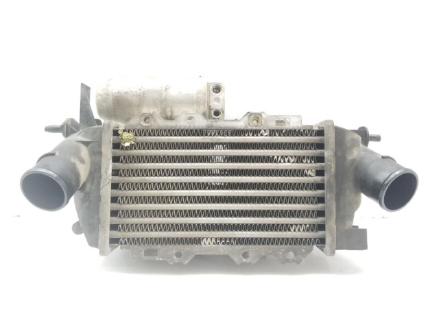 Интеркулер 52475657 Opel Vectra B