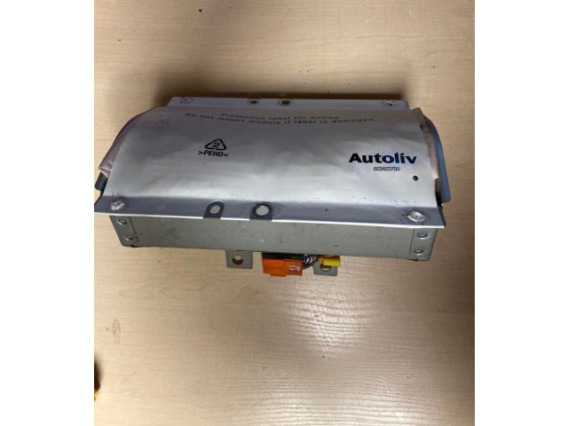 Подушка безопасности пассажира 8686539   Volvo XC90