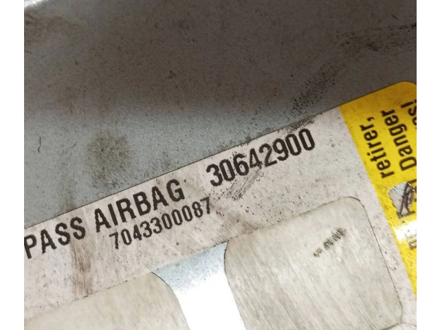 Подушка безопасности пассажира 30642900, 7043300087   Volvo XC90