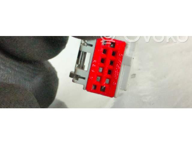 Зеркало электрическое        Ford Fusion  2002 - 2005 года   