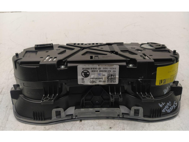 Панель приборов 6V0920740D   Skoda Fabia Mk3 (NJ)       