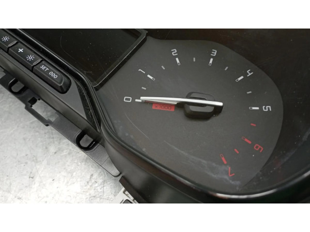 Přístrojová deska Citroen C3 2017 9813361380