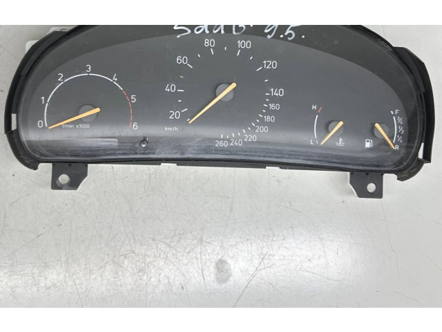 Панель приборов    Saab 9-5       