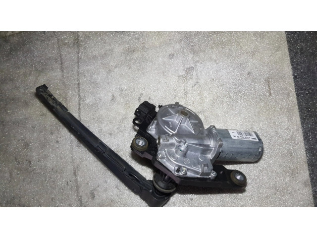 Моторчик заднего дворника A1569068200 Infiniti QX30