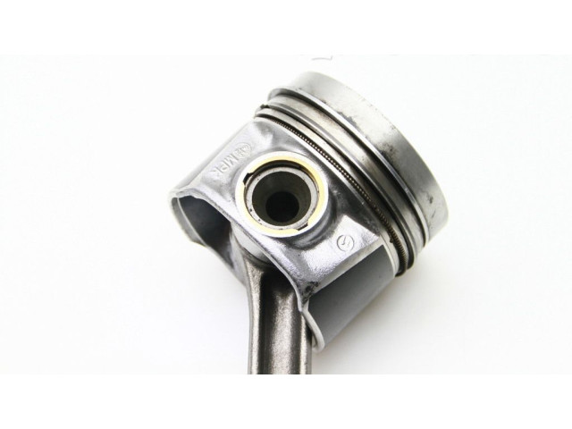  Поршень с шатуном CKFC,CRBC,CRLB,CRMB,CRUA VWSL204LB  Volkswagen Golf VII  