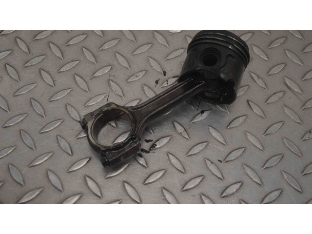 Píst 2239 Fiat Punto (199) 199 B4.000