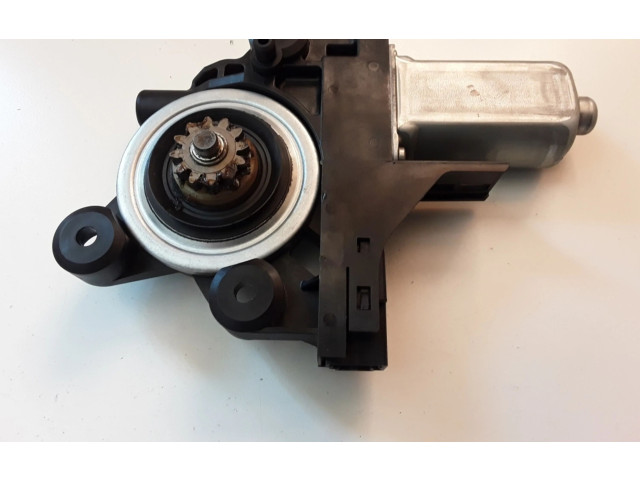 Pojistková skříňka Передний двигатель механизма для подъема окон WR12290 Volvo XC70 2012