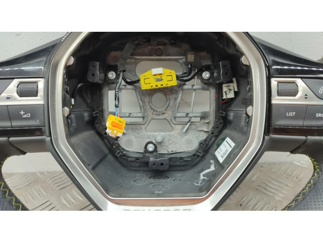Руль Peugeot 2008 II  2019- года 98255045ZD      