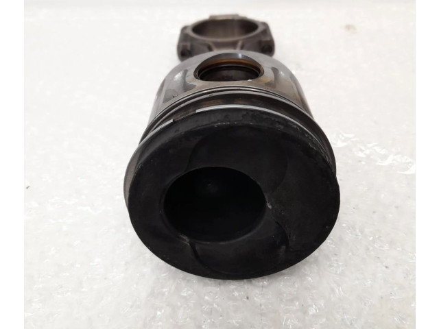 Píst    Seat Ibiza III (6L)     