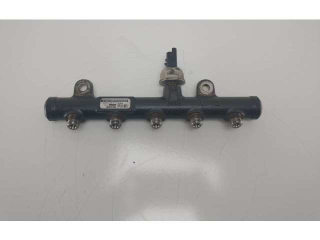 Топливная рампа 9681649580   Peugeot Expert  