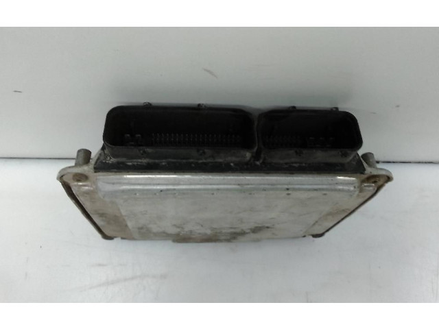 Блок управления двигателя 038906012 Skoda Fabia Mk2 (5J)