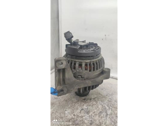 Генератор 30658085, 0124525060   Volvo XC90      