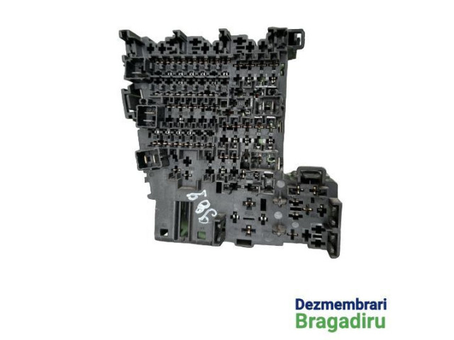 Блок предохранителей    Skoda Octavia Mk3 (5E)    