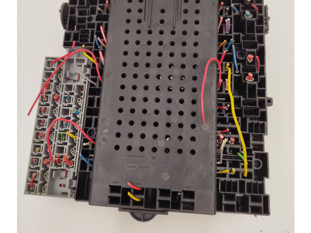 Блок предохранителей 8622520, 08679899   Volvo V70    