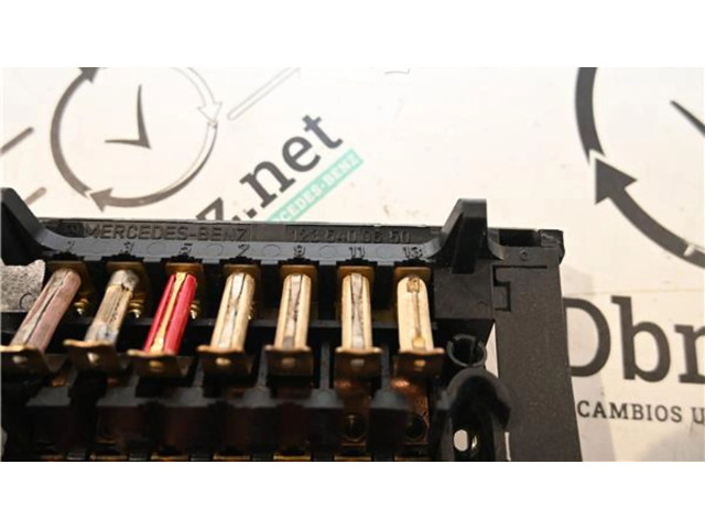 Ящик предохранителей (комплект) A1235400650, A1235400650    Mercedes-Benz 200 300 W123