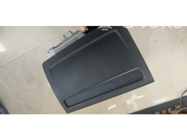 Дисплей    8V0857273M, 8V0919603C   Audi A3 S3 8V