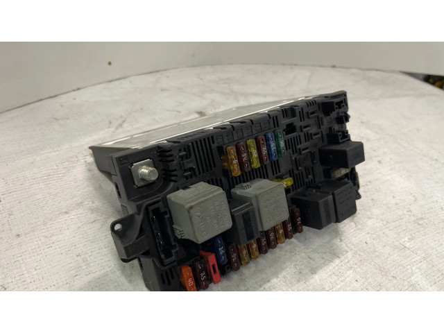 Pojistková skříňka 2115453901 Mercede-Benz S W220 2001